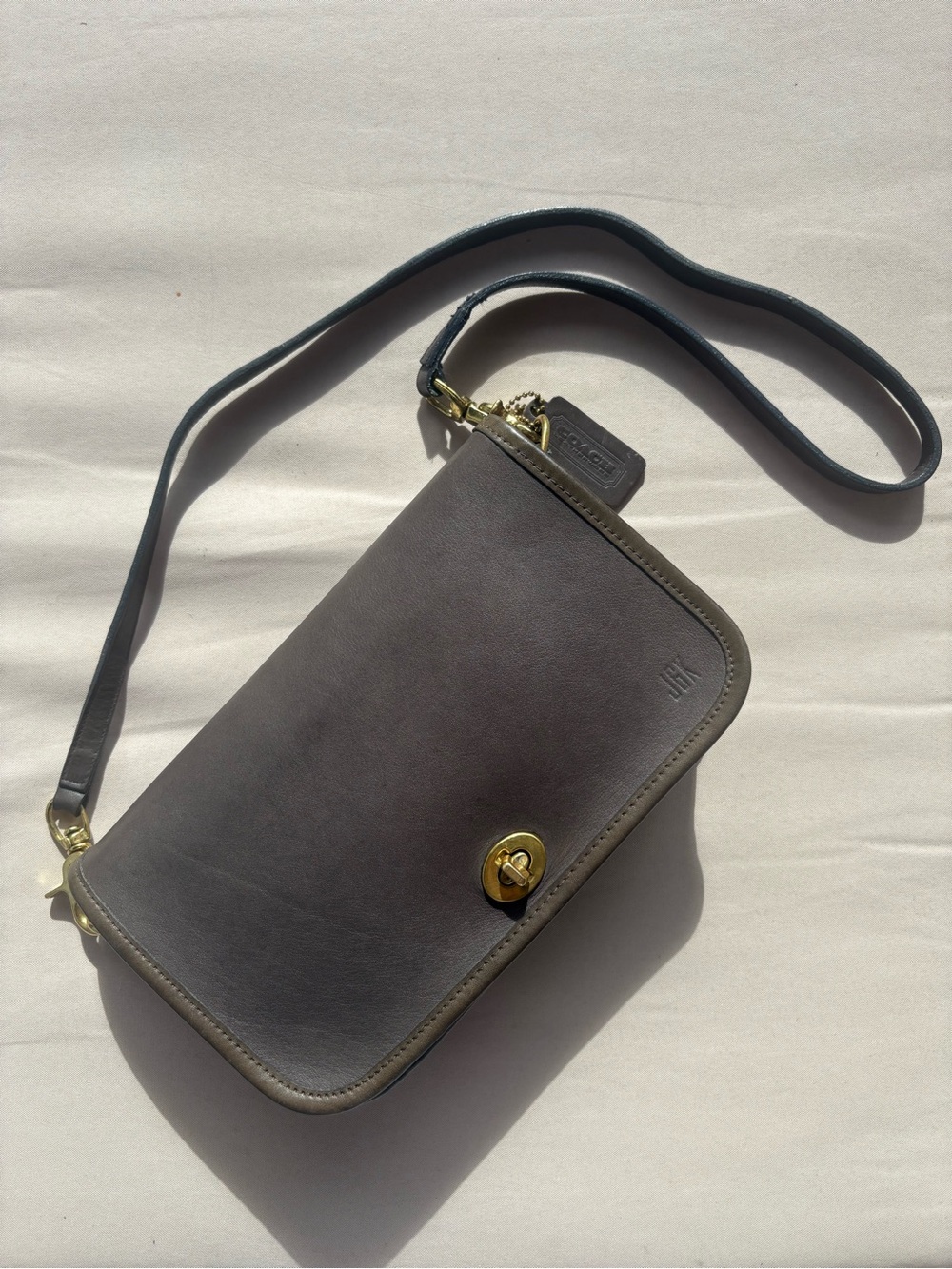 Vintage Coach Grey Pocket Purse Crossbody Bag 9755
